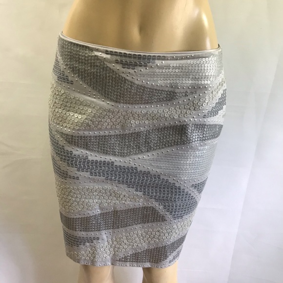 White House Black Market Dresses & Skirts - WHITE HOUSE BLACK HOUSE 🍷stylish sequins skirt